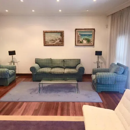 Apartment Piso Muy Centrico, Bien Equipado Con Parking.